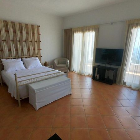 Horizon Studios With Sea View - Free Parking Glossa Exterior foto