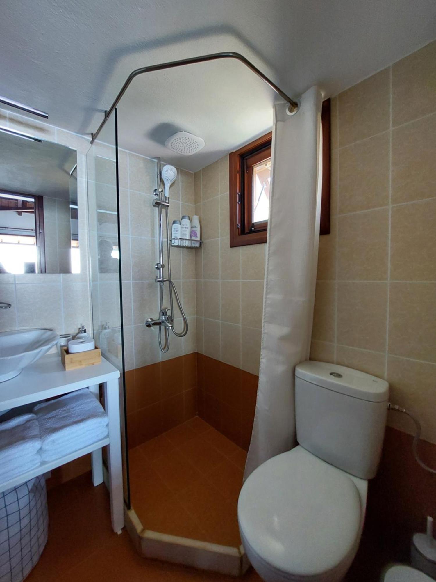 Horizon Studios With Sea View - Free Parking Glossa Exterior foto